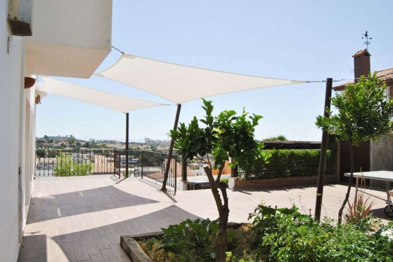 ¿Buscas sombra con estilo? Descubre tu toldo ideal en España