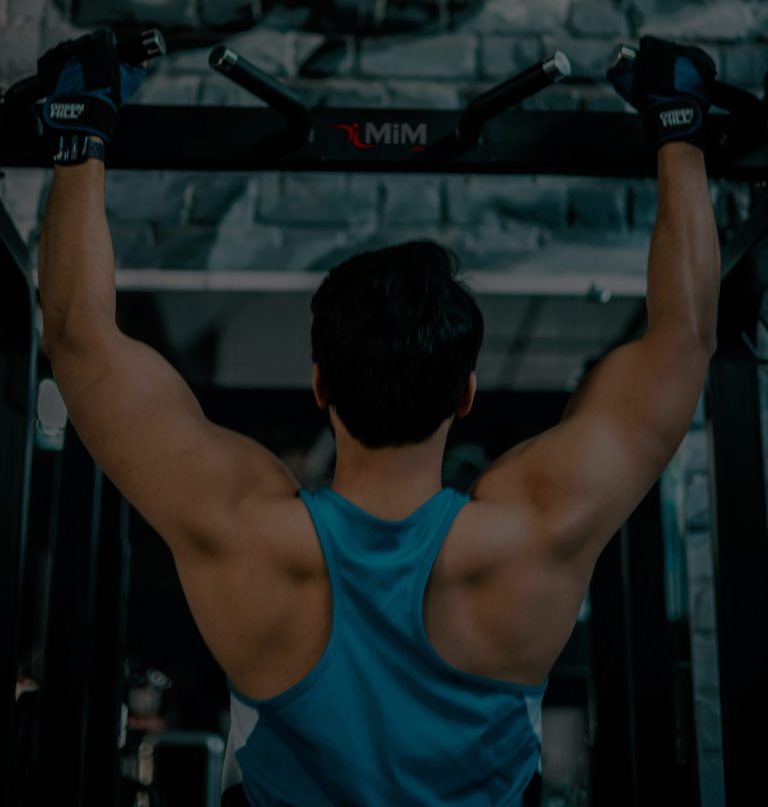 Max Gains with a Commercial Smith Machine and Pull Up Machine