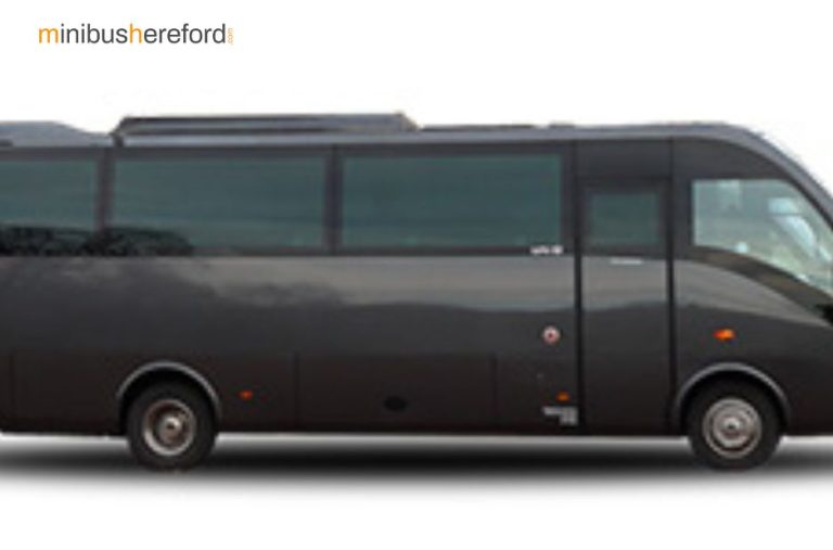 Reliable minibus travel services for Hereford travelers
