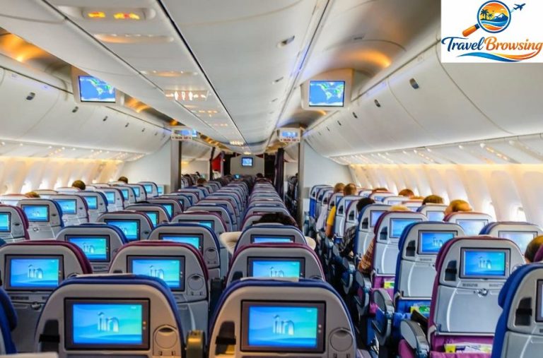 Smart tips to save on flight tickets when booking online