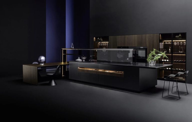 Modern touches for a streamlined home kitchen