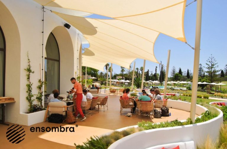 Protege tu terraza con una solución versátil y elegante