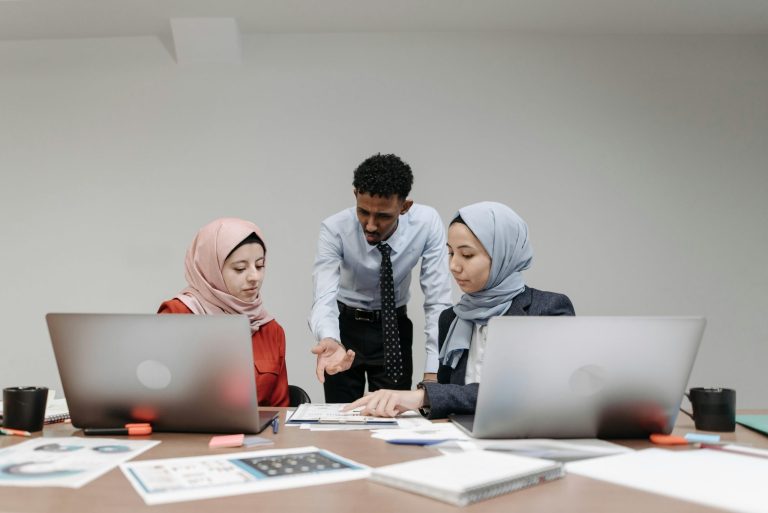 Advance your skills with a practical facilitation program