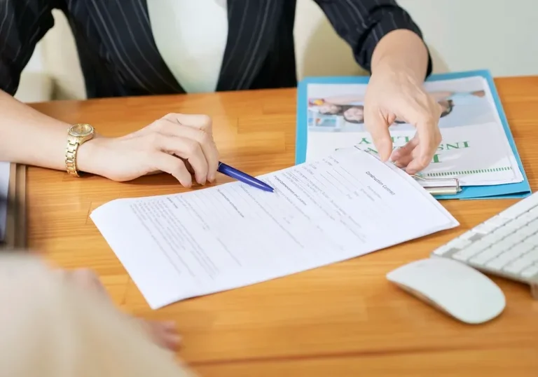 Smooth GST compliance with expert registration and filings Smooth GST compliance with expert registration and filings