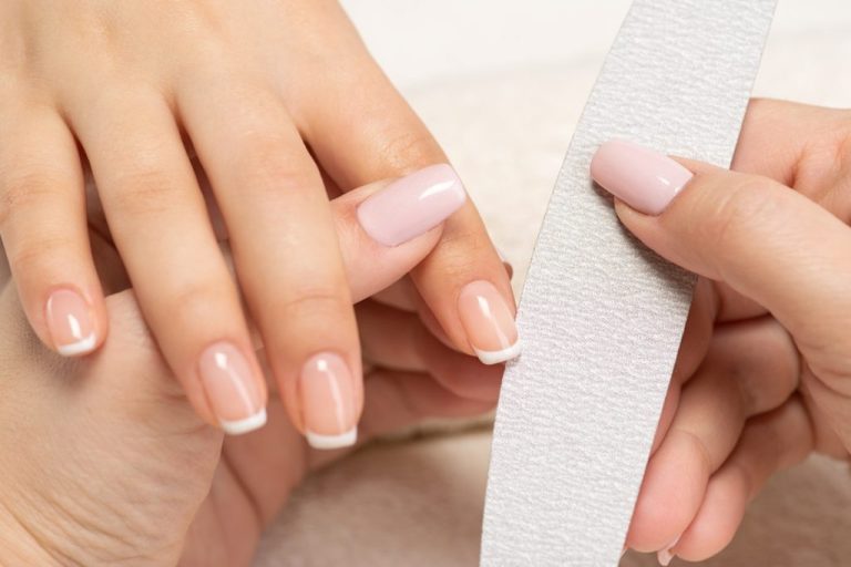 Nail Technician Training Paths in Chicago for 2026