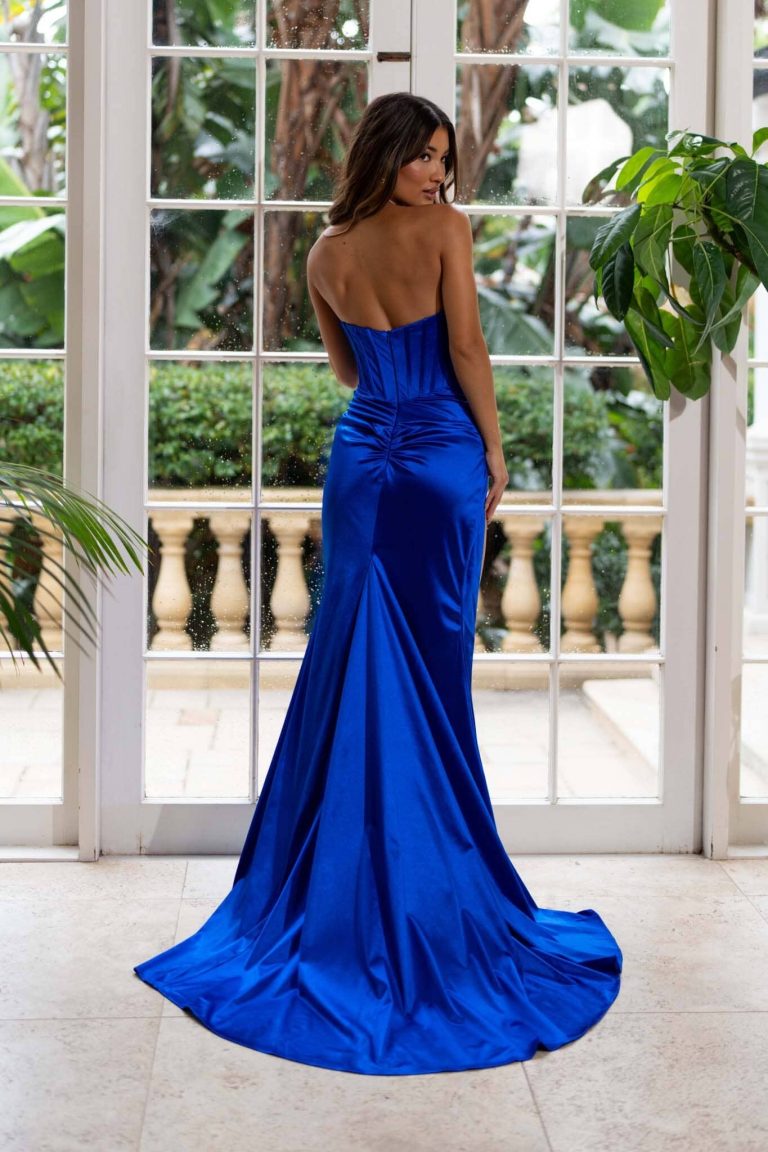 Elegant Red-Inspired Eveningwear: Find Your Perfect Formal Dress