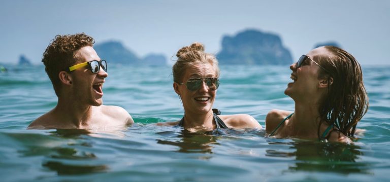 Smart tips to save on travel without the hassle