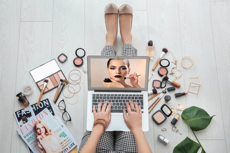 Choosing the Right Beauty School in Chicago